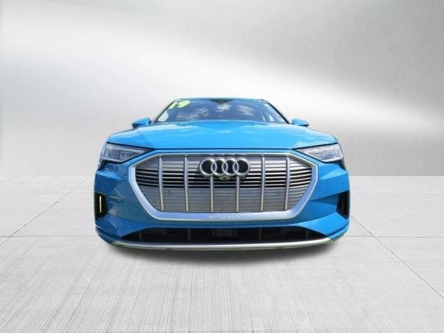 2019 Audi e-tron - Image 2 of 20