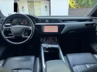 2019 Audi e-tron - Image 5 of 17
