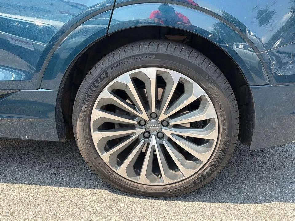 2019 Audi e-tron - Image 3 of 15