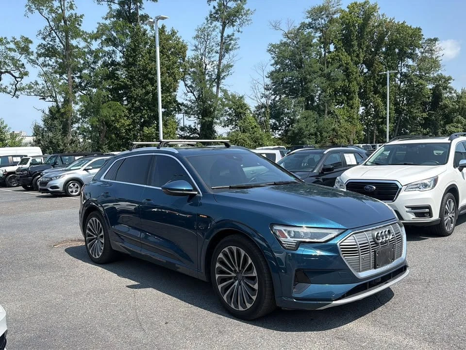 2019 Audi e-tron - Image 15 of 15