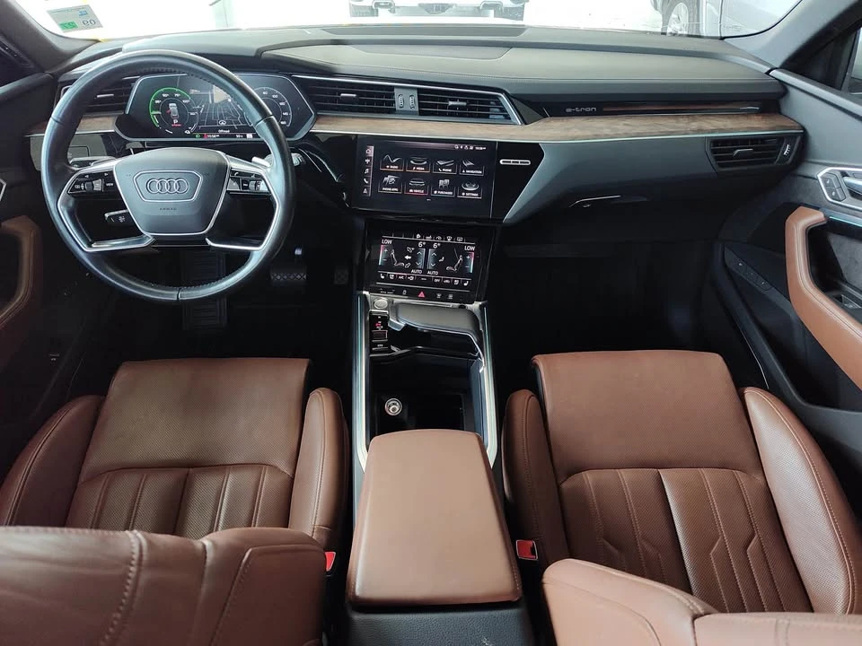 2019 Audi e-tron - Image 4 of 16