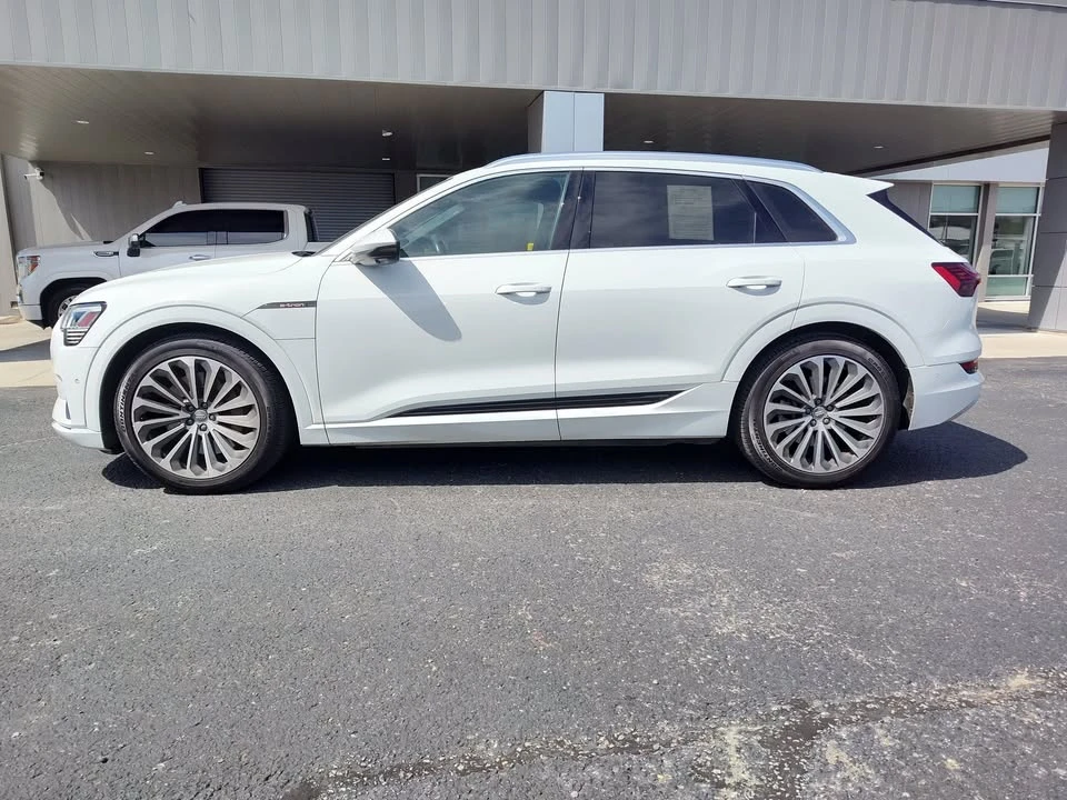 2019 Audi e-tron - Image 3 of 20