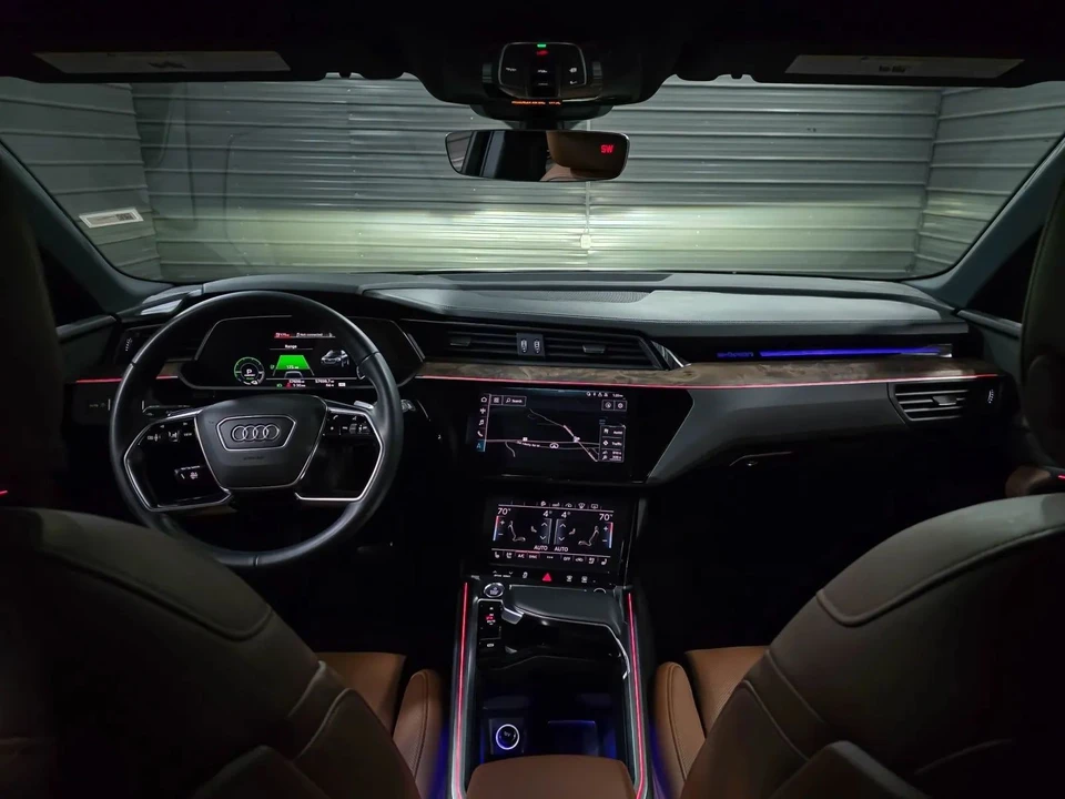2019 Audi e-tron - Image 11 of 12