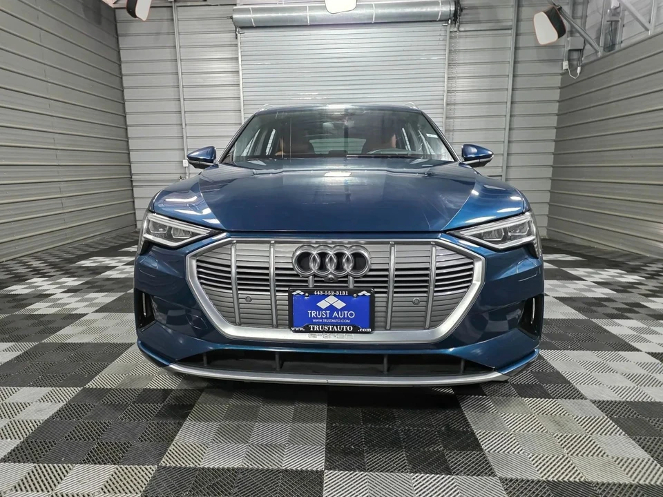 2019 Audi e-tron - Image 3 of 12