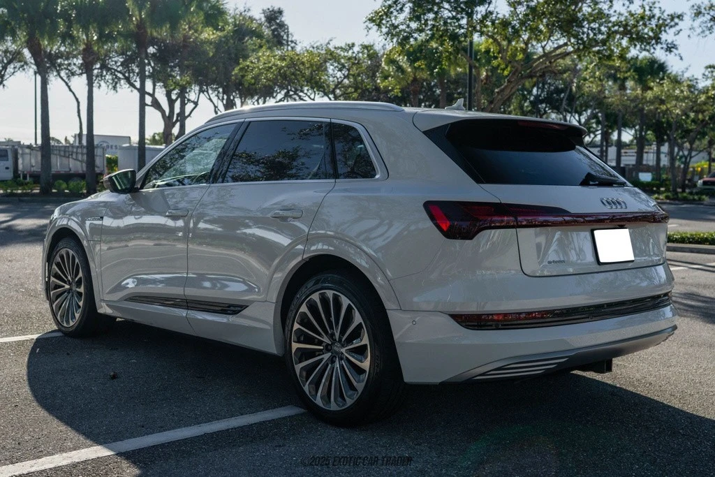 2019 Audi e-tron - Image 6 of 12