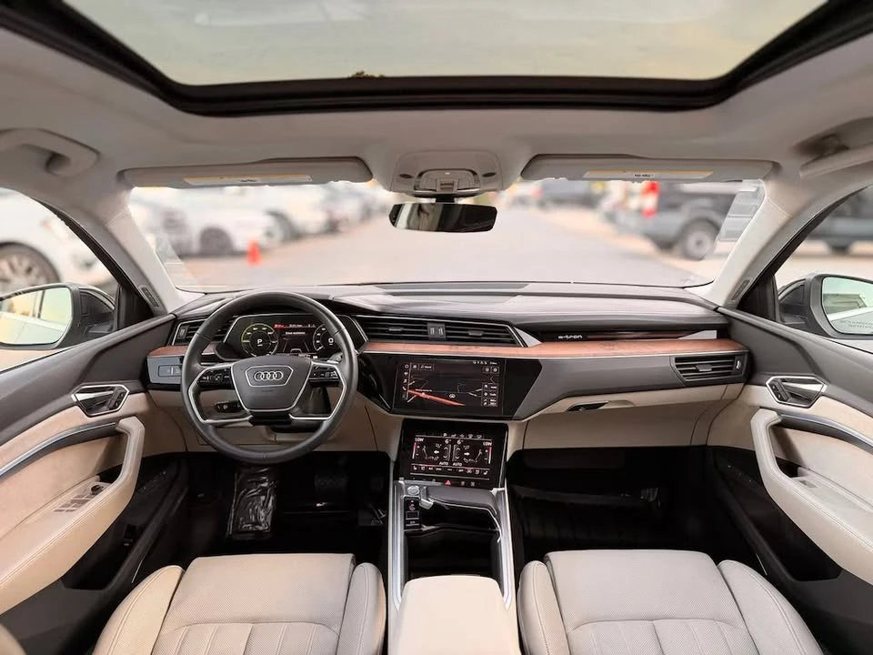 2019 Audi e-tron - Image 16 of 20