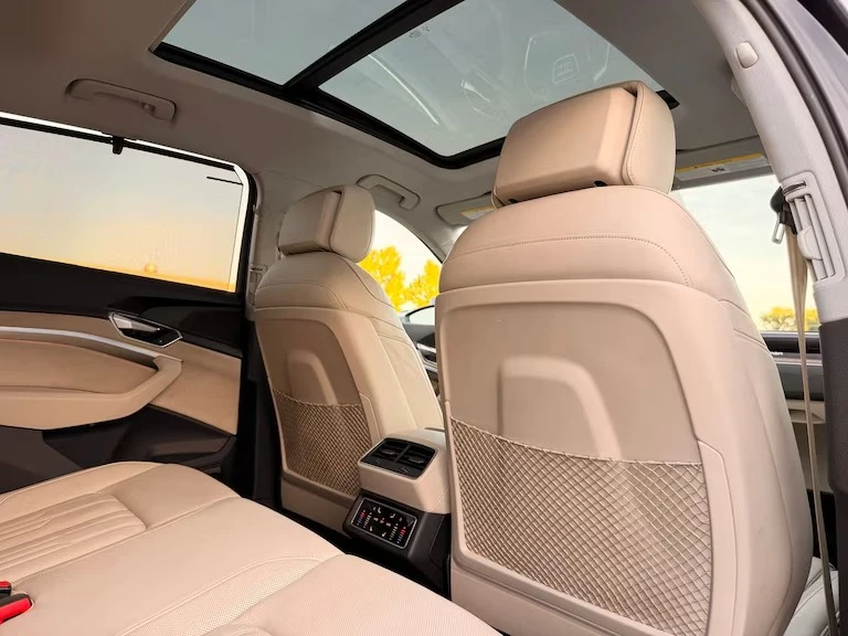 2019 Audi e-tron - Image 17 of 20