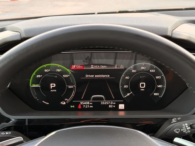 2019 Audi e-tron - Image 13 of 20