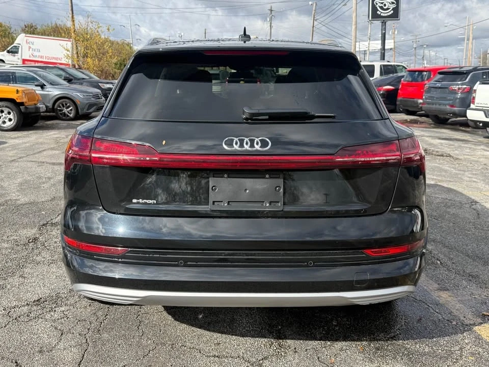 2019 Audi e-tron - Image 7 of 8