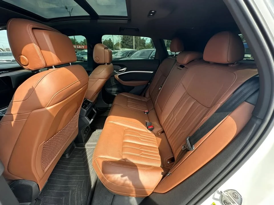 2019 Audi e-tron - Image 16 of 20