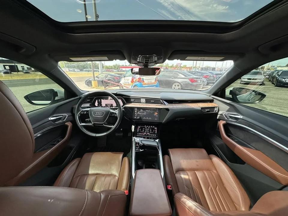2019 Audi e-tron - Image 2 of 20