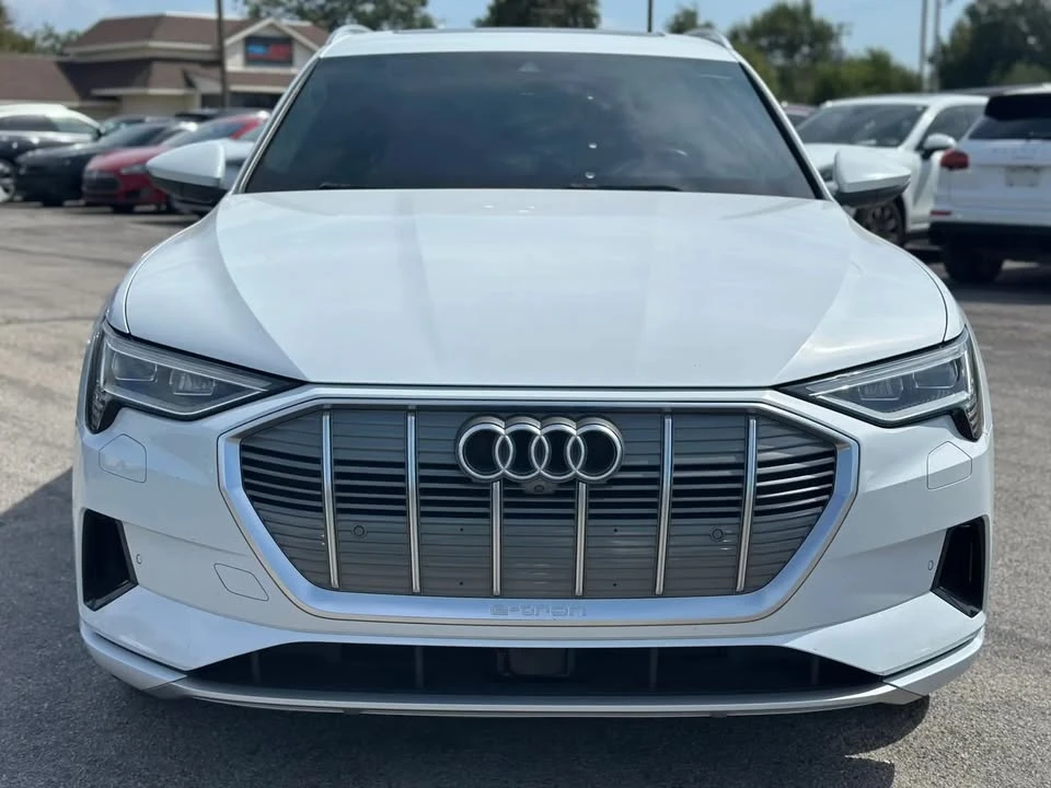 2019 Audi e-tron - Image 3 of 20