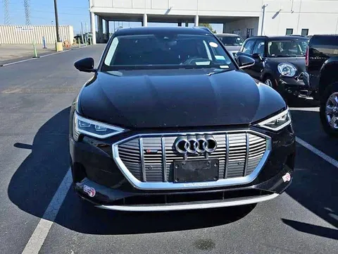 2019 Audi e-tron Prestige Sport Utility 4D