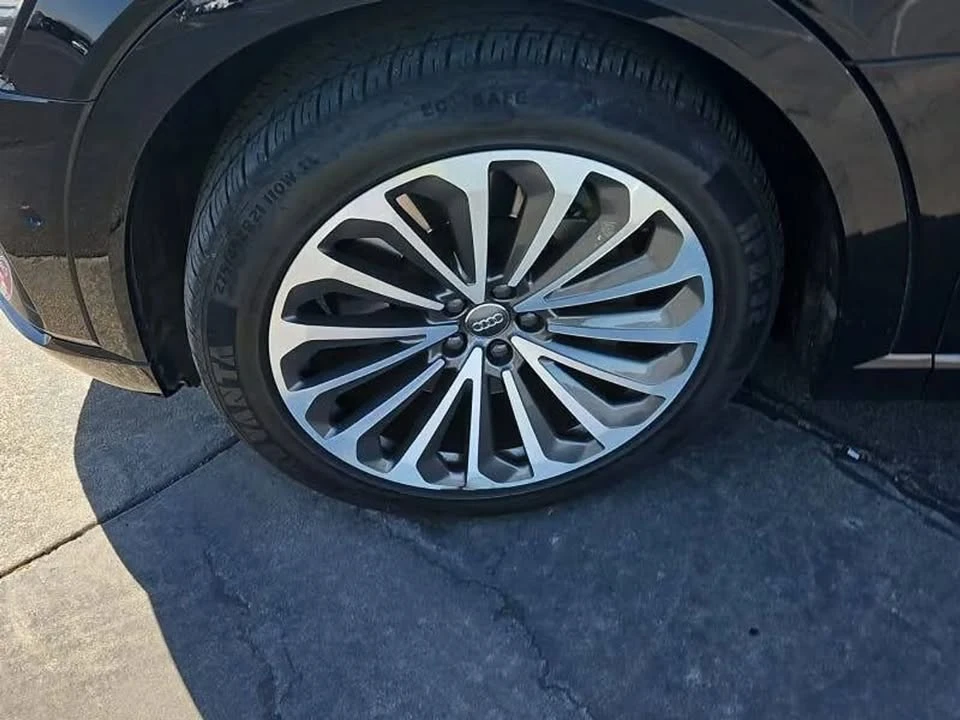 2019 Audi e-tron - Image 4 of 19
