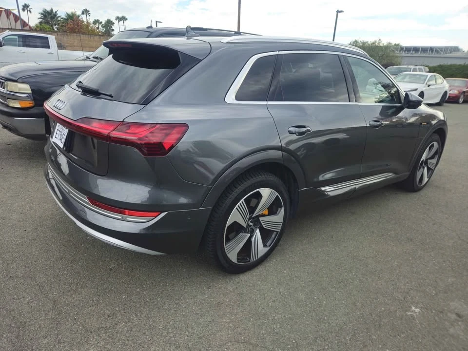2019 Audi e-tron - Image 3 of 4
