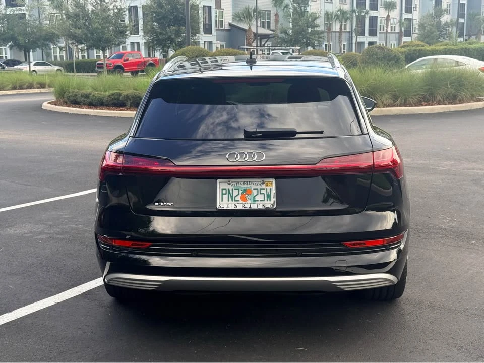 2019 Audi e-tron - Image 5 of 17