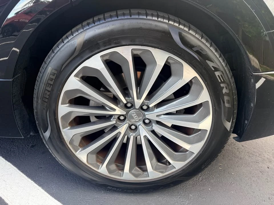 2019 Audi e-tron - Image 17 of 17