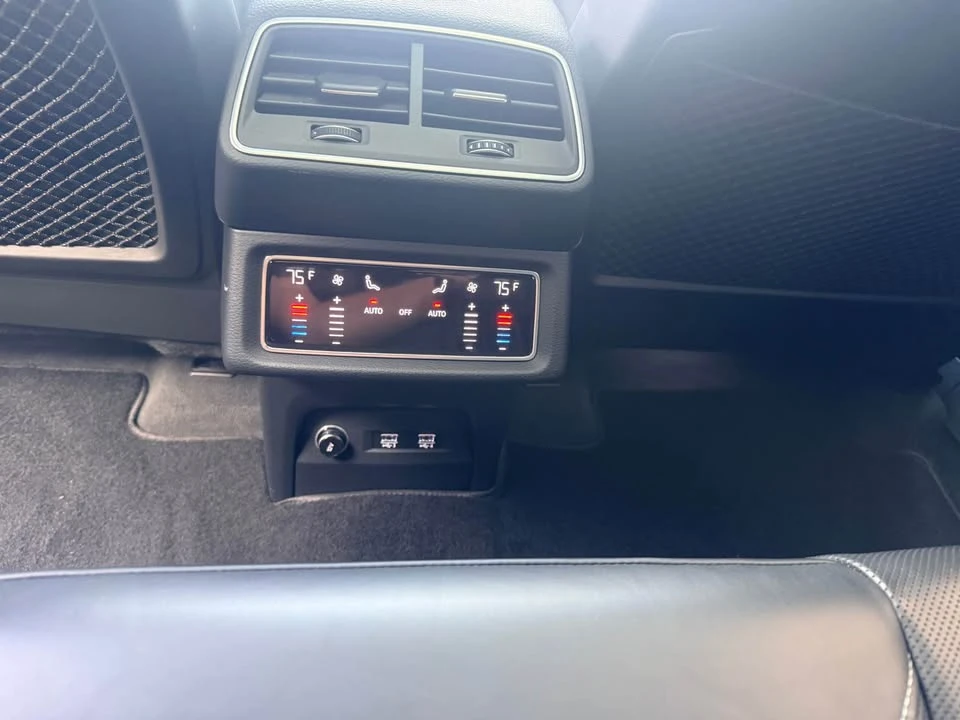 2019 Audi e-tron - Image 15 of 17