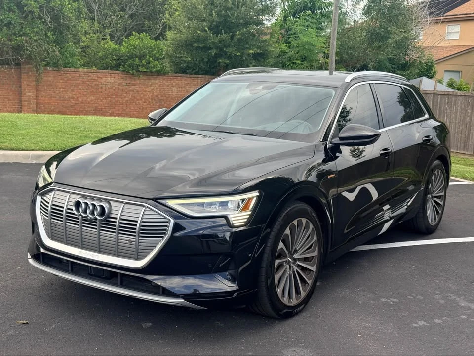 2019 Audi e-tron - Image 3 of 17