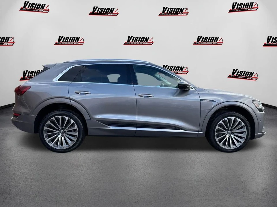 2019 Audi e-tron - Image 4 of 12