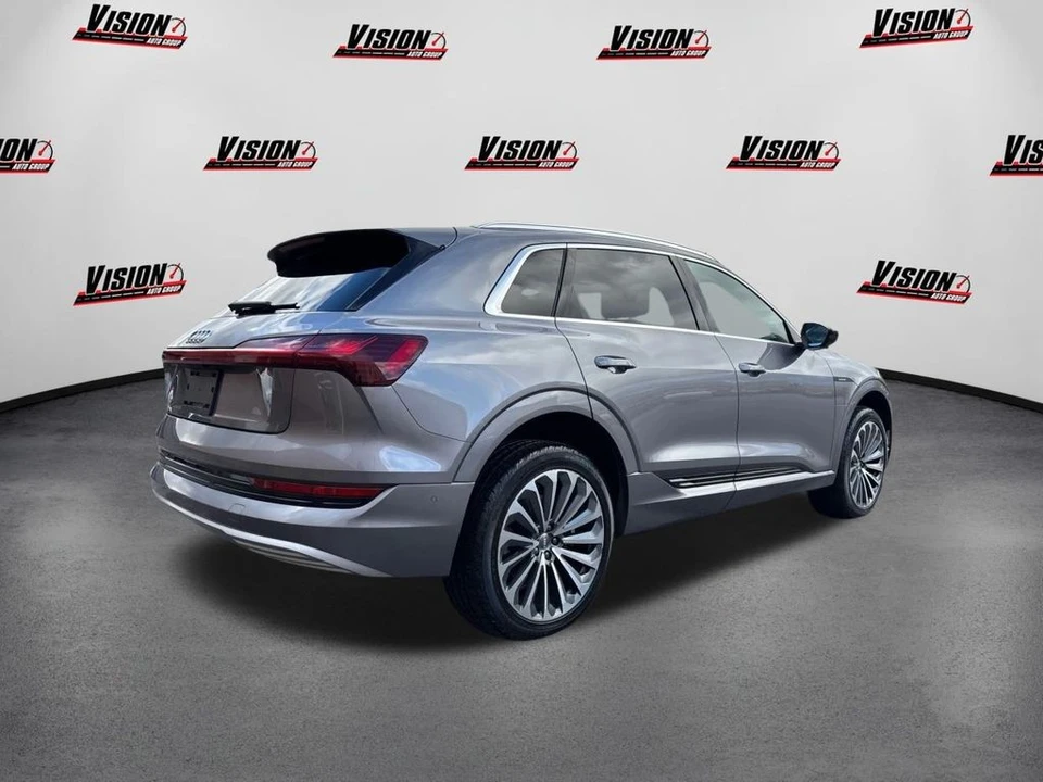 2019 Audi e-tron - Image 5 of 12