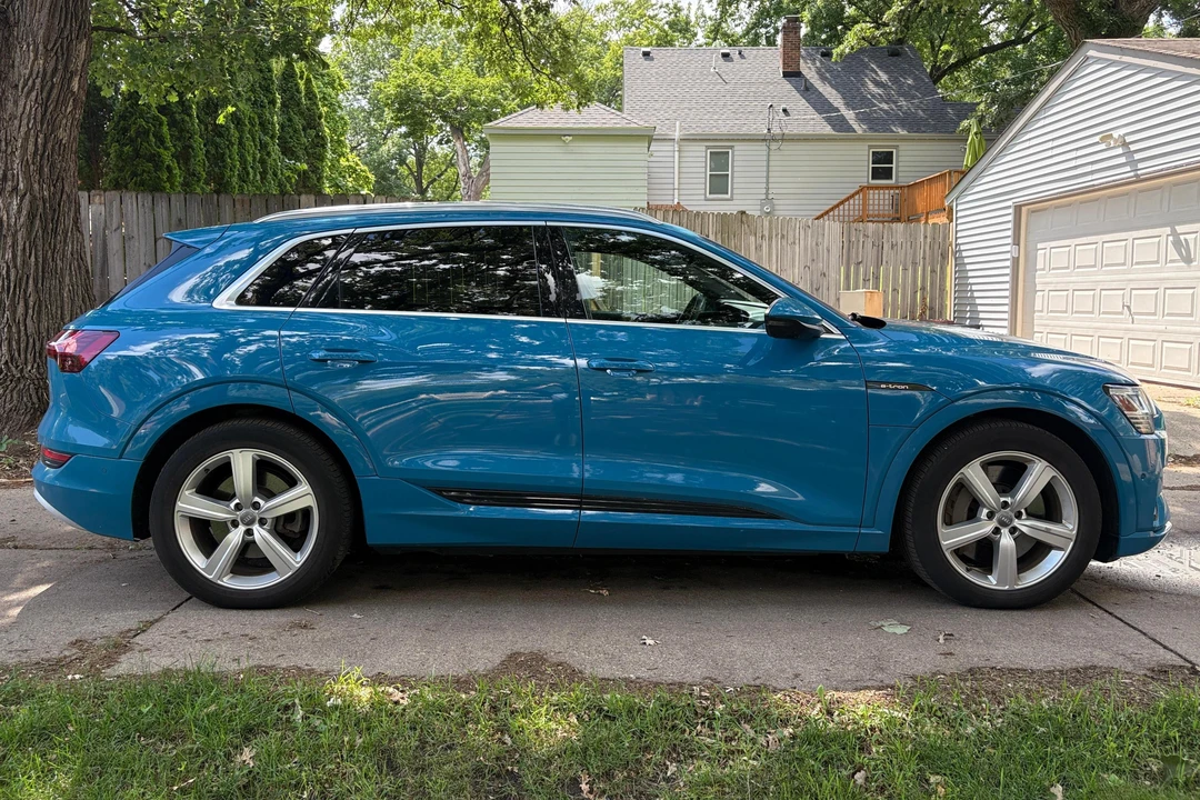 2019 Audi e-tron - Image 3 of 31