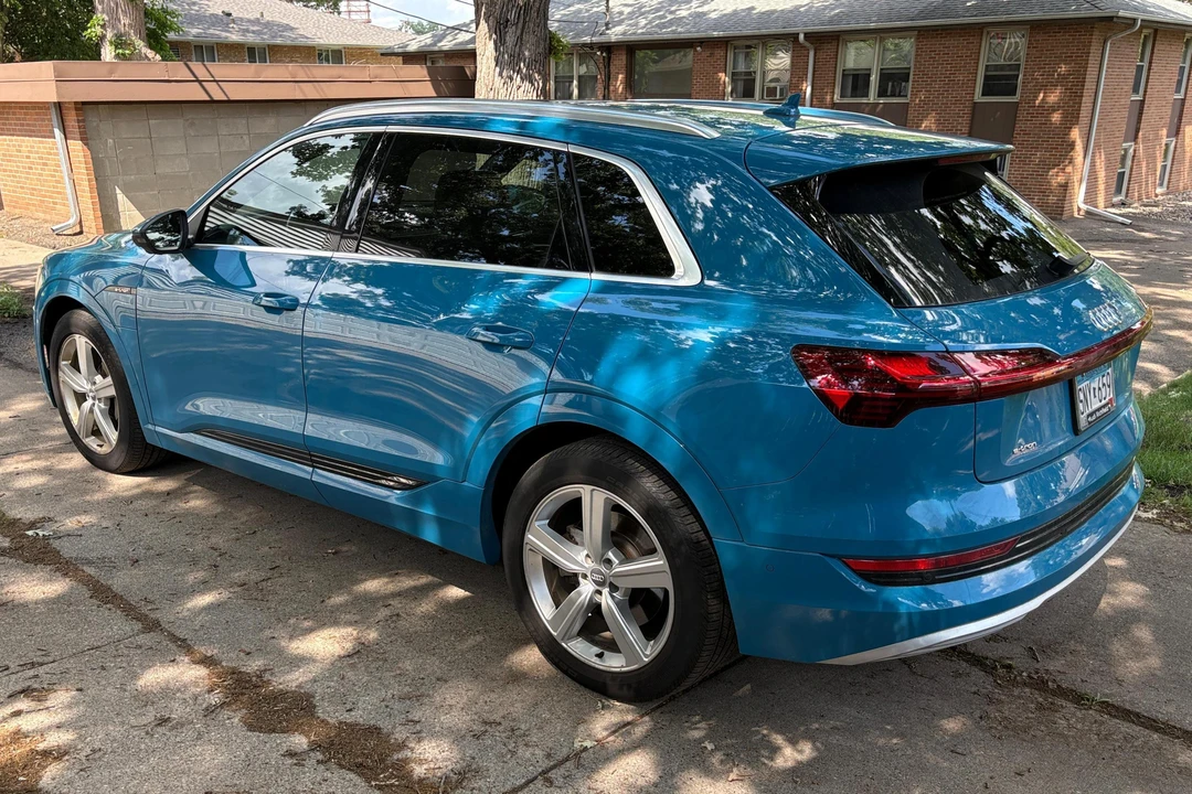 2019 Audi e-tron - Image 4 of 31