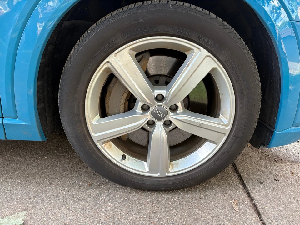 2019 Audi e-tron - Image 26 of 31