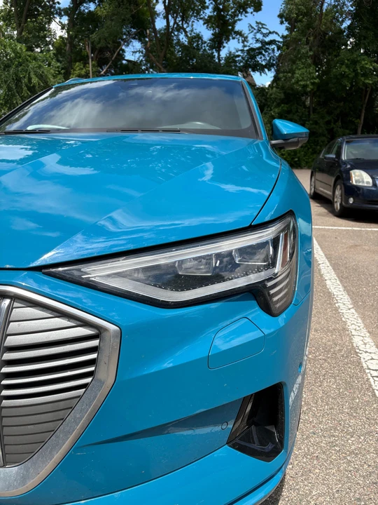 2019 Audi e-tron - Image 13 of 31