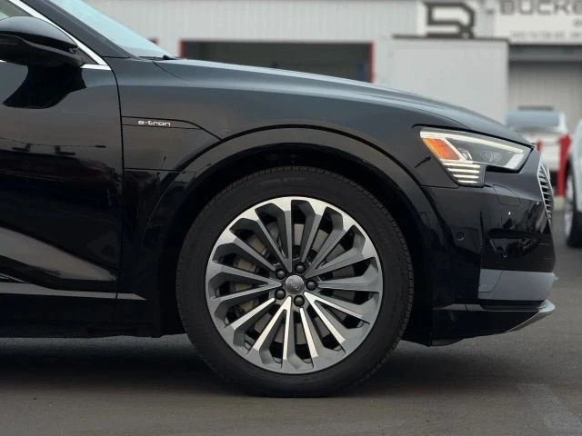 2019 Audi e-tron - Image 7 of 12