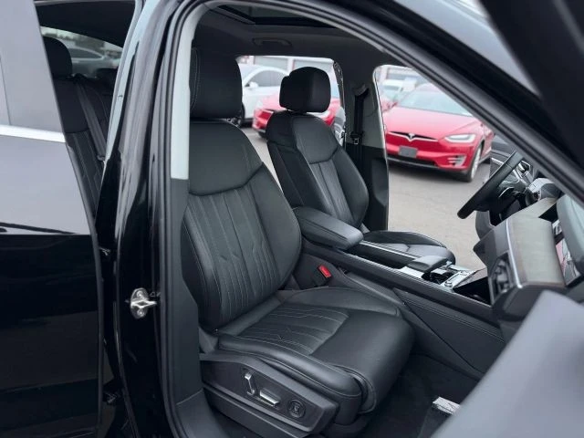 2019 Audi e-tron - Image 11 of 12