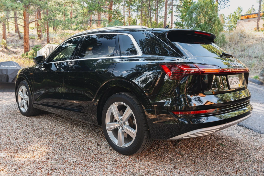 2019 Audi e-tron - Image 7 of 31