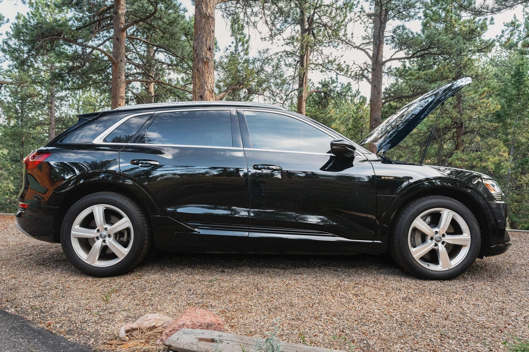 2019 Audi e-tron - Image 22 of 31
