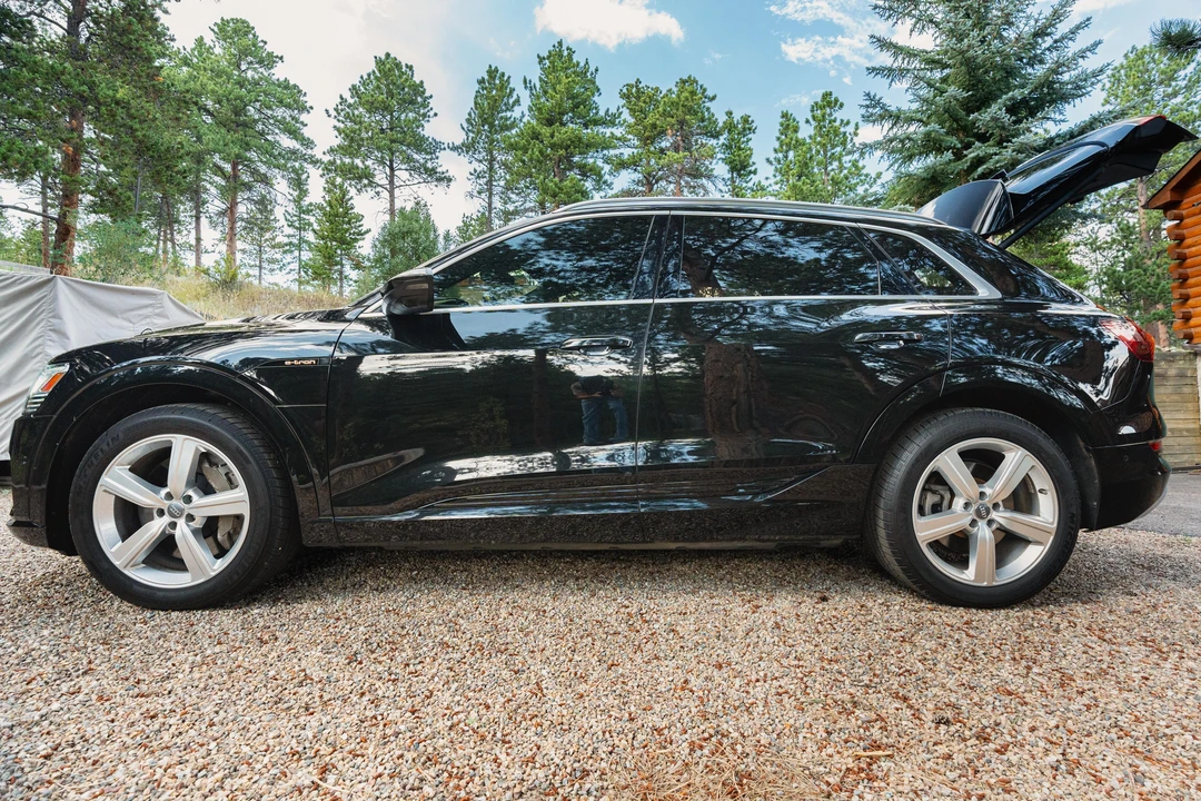 2019 Audi e-tron - Image 14 of 31