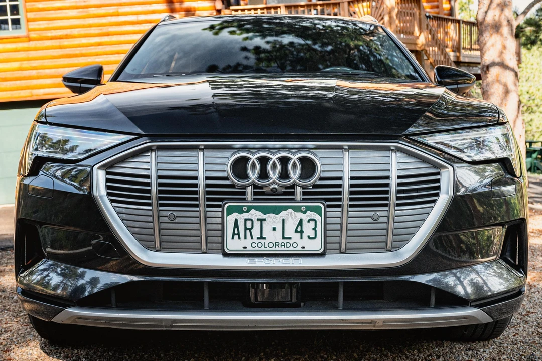 2019 Audi e-tron - Image 2 of 31