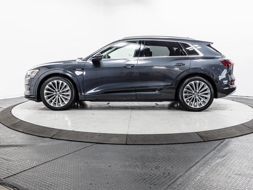 2019 Audi e-tron - Image 4 of 21