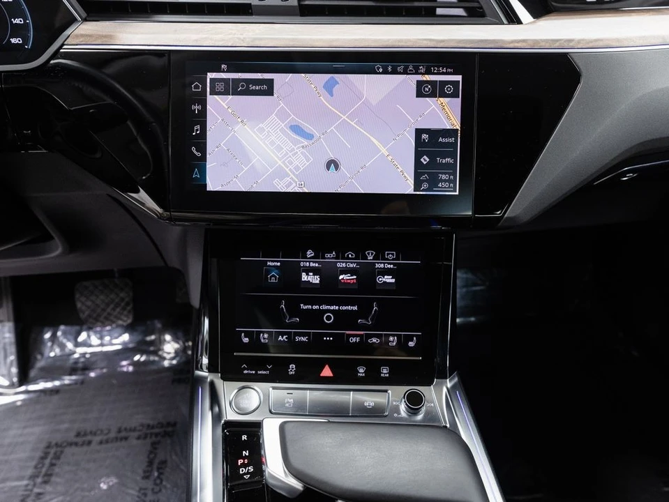 2019 Audi e-tron - Image 16 of 21