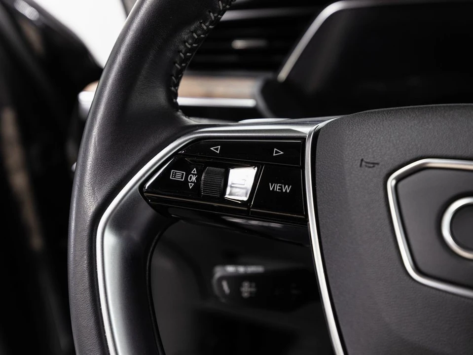 2019 Audi e-tron - Image 10 of 21