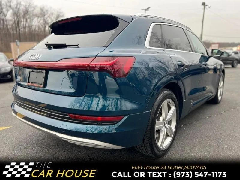 2019 Audi e-tron - Image 12 of 12