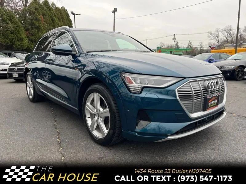 2019 Audi e-tron - Image 2 of 12
