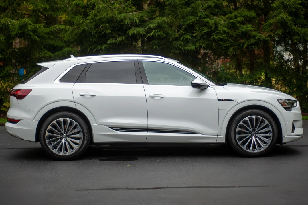 2019 Audi e-tron - Image 3 of 31