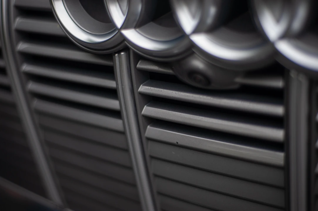 2019 Audi e-tron - Image 21 of 31