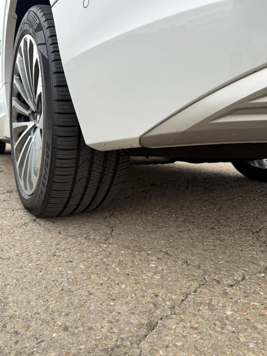 2019 Audi e-tron - Image 30 of 31