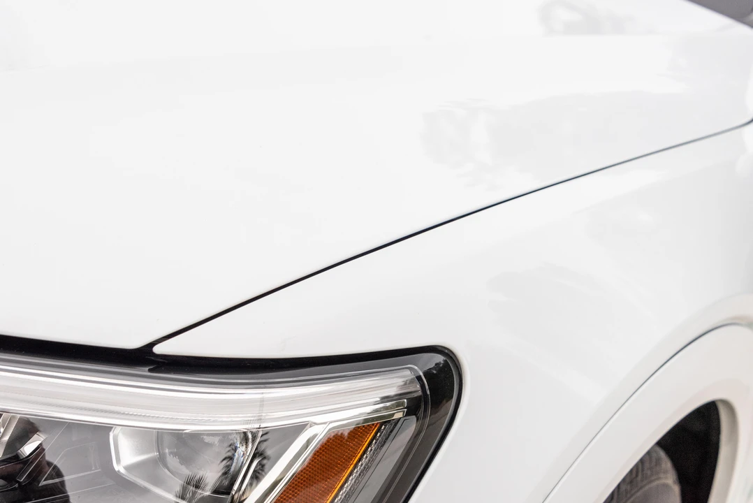 2019 Audi e-tron - Image 25 of 31