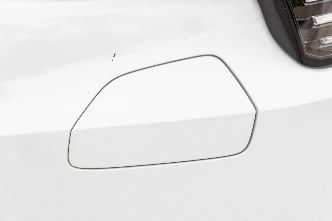 2019 Audi e-tron - Image 17 of 31