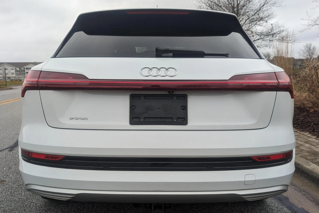 2019 Audi e-tron - Image 5 of 31