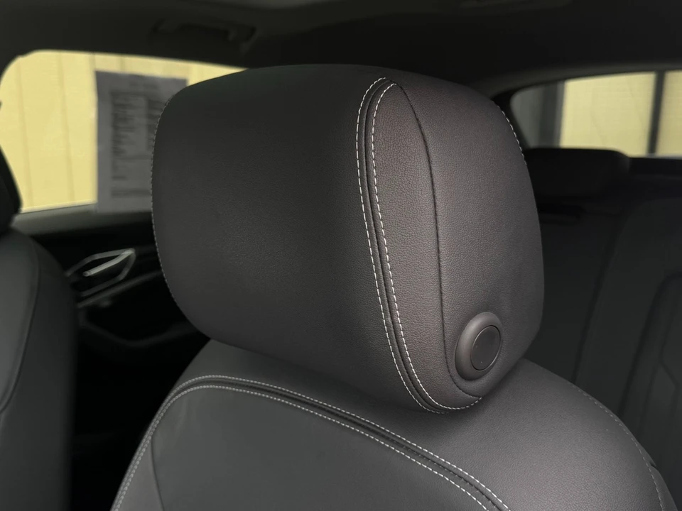 2019 Audi e-tron - Image 13 of 21