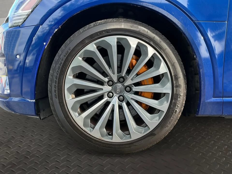 2019 Audi e-tron - Image 9 of 20