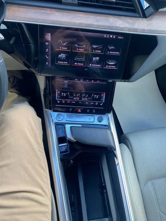 2019 Audi e-tron - Image 10 of 10