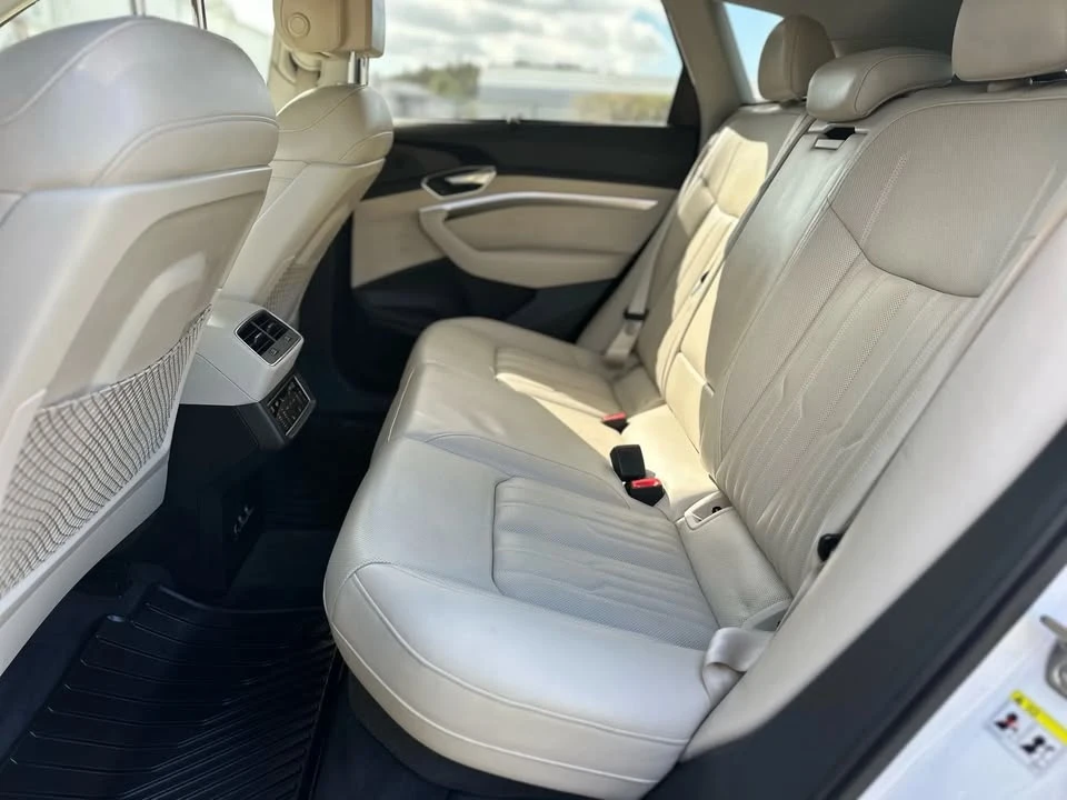 2019 Audi e-tron - Image 20 of 20